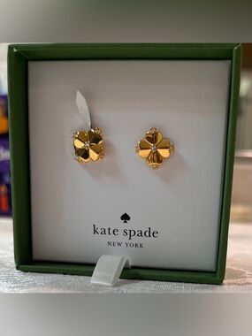 Kate Spade Gold Floral Stud Earrings Legacy Logo in Gift Box NWT